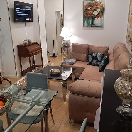 Apto Patio Andaluz. Maximo Confort Y Limpieza كاديز المظهر الخارجي الصورة