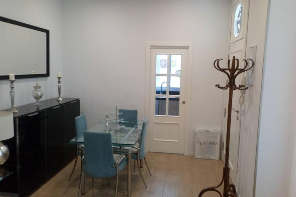 Apto Patio Andaluz. Maximo Confort Y Limpieza كاديز المظهر الخارجي الصورة