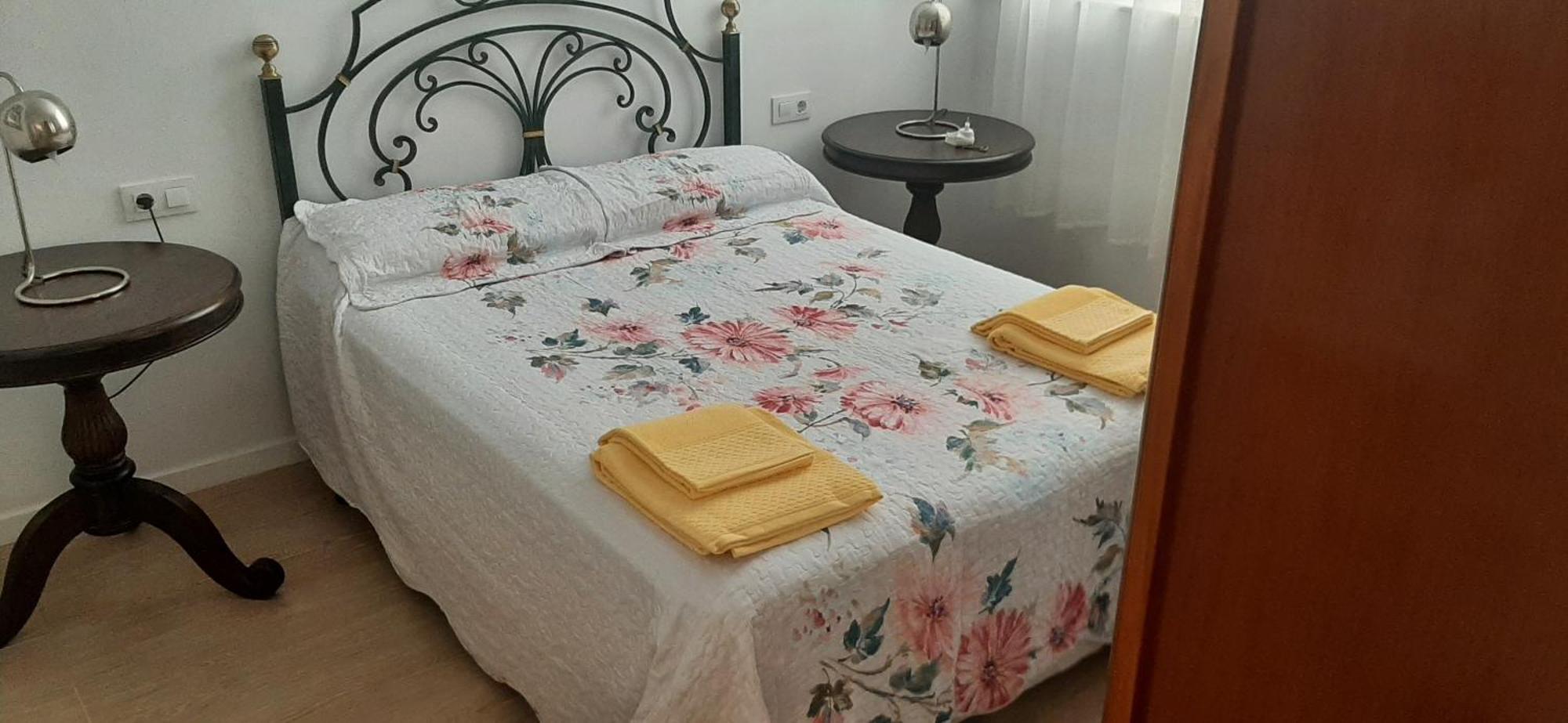 Apto Patio Andaluz. Maximo Confort Y Limpieza كاديز المظهر الخارجي الصورة